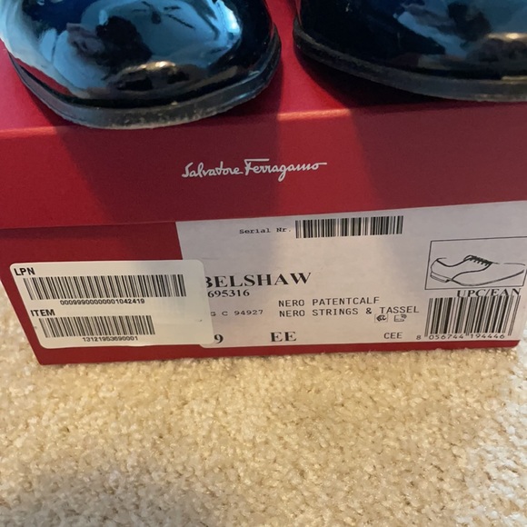 SALVATORE FERRAGAMO Belshaw Patent Oxford - Picture 7 of 8